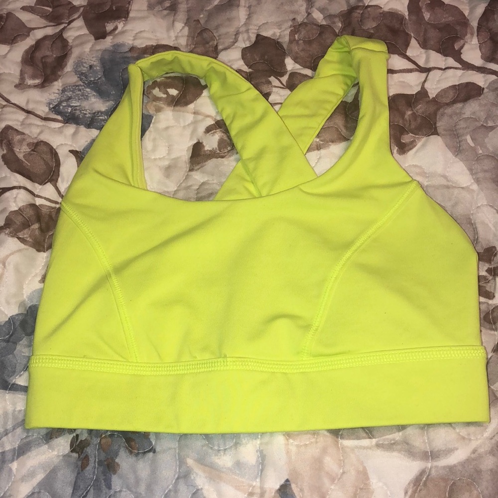 Lululemon sports bra